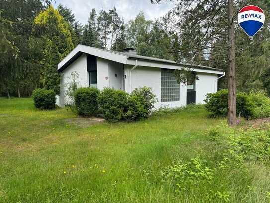 Großzügiger Bungalow mit 4 Zimmern auf weitläufigem Grundstück