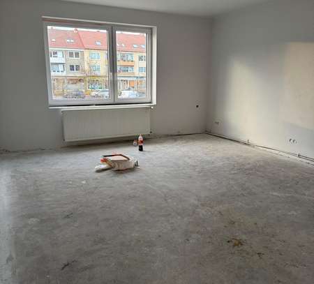 Sanierung läuft! 3 Zimmer Wohnung mit Einbauküche, Wabe Schunter!