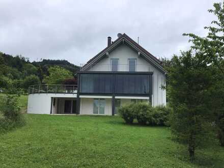 Kernsaniertes Hofanwesen in bester Lage mit Panoramablick