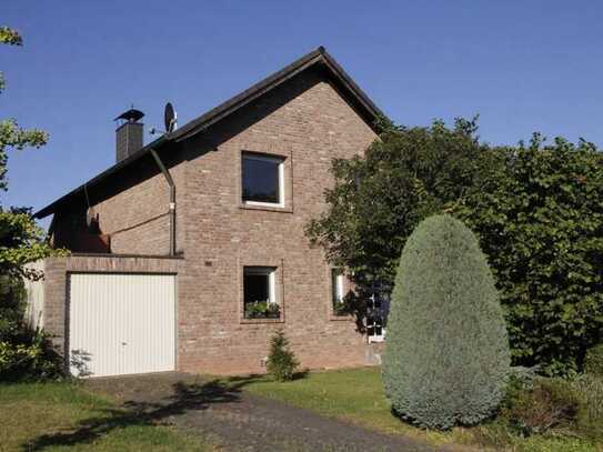 Schönes 4-Zimmer-Einfamilienhaus in Stolberg (Rheinland), Stolberg (Rheinland)