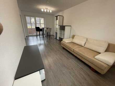 Teilmöblierte, Stilvolle, und gepflegte 2 Zimmer-Wohnung mit Balkon und EBK in Neutraubling