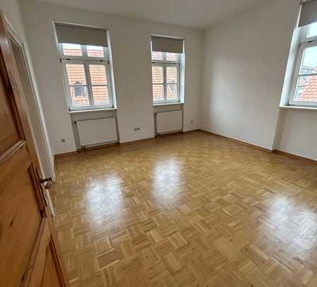 Geräumige 3ZKB Wohnung am Schloss