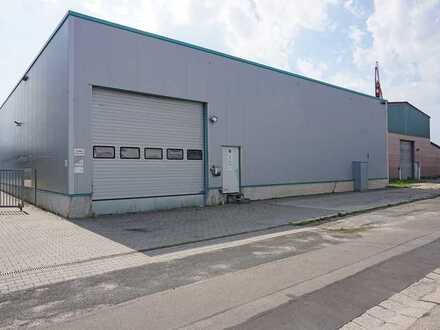 Lager- und Produktionshalle mit Freifläche im Gewerbegebiet