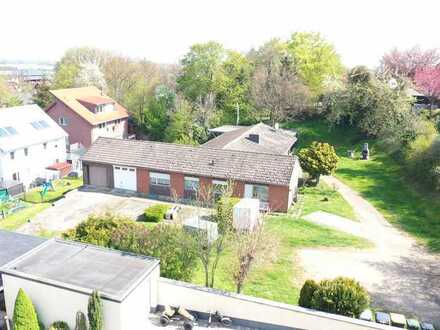 ***Sanierungsfall***
Bungalow in Vettweis OT-Frangenheim in Alleinlage.