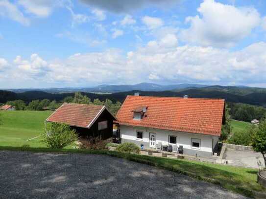 Einfamilienhaus in ruhiger Alleinlage mit traumhafter Aussicht im Landkreis Passau