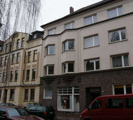 Döhren,Dachgeschoß,3-Zi.,Kü.+Bad,ca. 50 m², €500.-+NK ab 1.5.2024