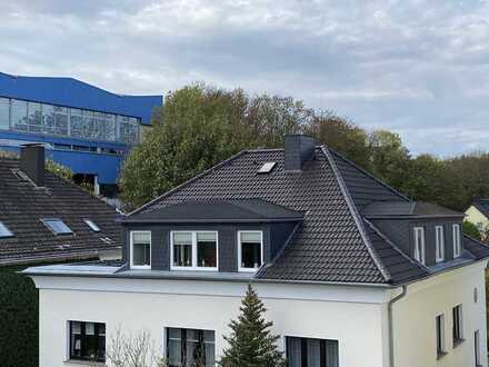 Neuwertige 3-Zimmer-Dachgeschosswohnung mit Balkon in Hagen