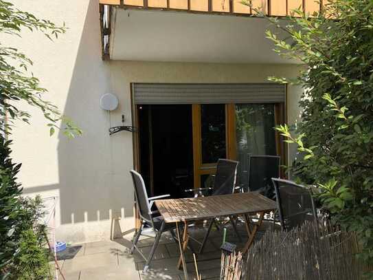 Schöne 2-Zimmer-Erdgeschosswohnung mit Terrasse und TG-Stellplatz