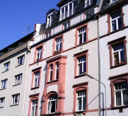 BOCKENHEIM WEST LUXUS 3 ZIMMER-WOHNUNG mit BALKON