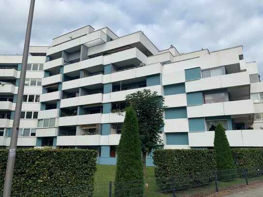 Solide vermiete 96 m² Wohnung mit 2 Balkonen & Gäste- WC in 21614 Buxtehude (Erbpacht)