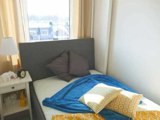 Nice single bedroom in a 5-bedroom apartment in Untergiesing-Harlaching