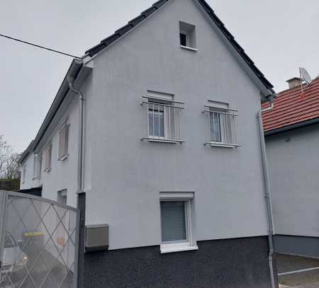 Einzigartiges Einfamilienhaus in ruhiger Feldrandlage von Pfeddersheim