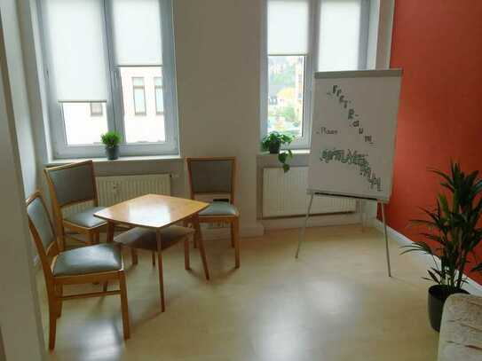 Büro im Co-Working-Space mitten in Plauen
