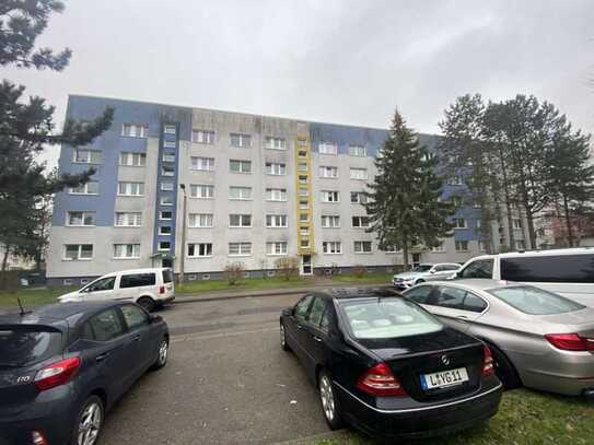 Gemütliche 4-Zimmer-Wohnung mit Balkon in Borna