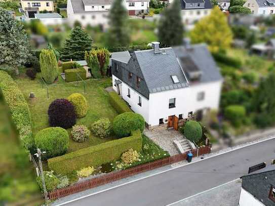 Gemütliche Doppelhaushälfte mit Garage, tollem Garten und in fantastischer Lage in Annaberg-Buchholz