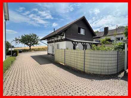 Attraktives Haus
mit traumhafter Aussicht in Essingen (Pfalz)