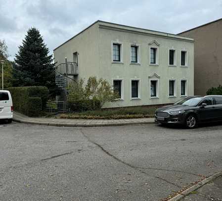 Wohnhaus mit Einliegerwohnung an den Sachsendorfer Wiesen Nähe CTK zu verkaufen!