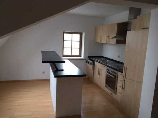 MIETEN UND SPAREN !!! Tolle Maisonette- Wohnung mit Einbauküche in Annaburg sucht neuen Mieter!