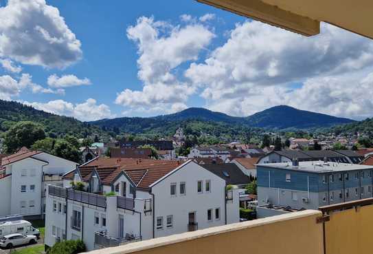 Gepflegte Wohnung mit 2 Balkonen und tollem Blick