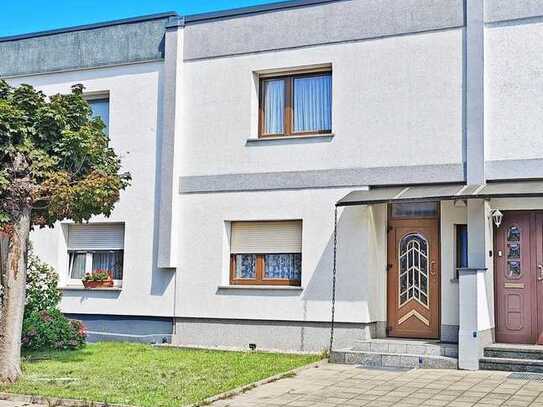 Reihenmittelhaus mit PV-Anlage und Doppelgarage in Dessau-Süd / Törten