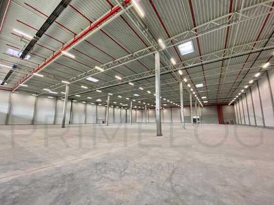 Maximale Produktivität: Ca. 8.000m² Gewerbehalle, die alles bieten