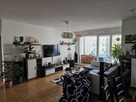 4 Zimmer Wohnung mit Balkon und EBK in Hartenberg Münchfeld