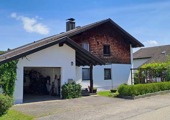 EINMALIGE GELEGENHEIT: Gehobenes Einfamilienhaus mit traumhaftem Garten in Mauerberg bei Garching!