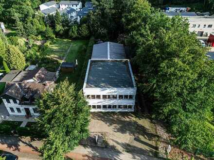 Gewerbetreibende aufgepasst! - Großzügige Büroflächen inkl. Lagerhalle in Hamburg-Bergstedt