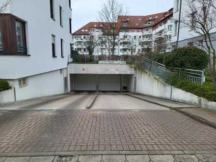 Tiefgaragenstellplatz in Leipzig, Dachsstraße 8 zur Eigennutzung zu erwerben.