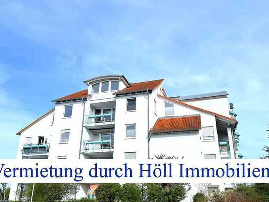 Höll-Immobilien vermietet wunderschöne 3-Zimmermaisonettewohnung mit Balkon in Angersdorf
