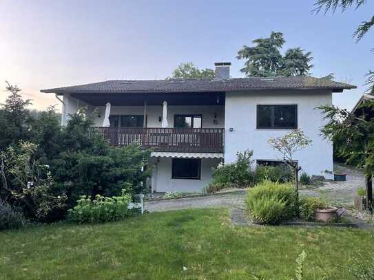 Freistehendes Einfamilienhaus mit romantischem Garten in Ober-Ramstadt / Hahn