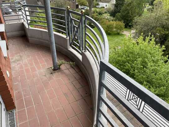 Schicke Wohnung mit Balkon in Bochum-Riemke