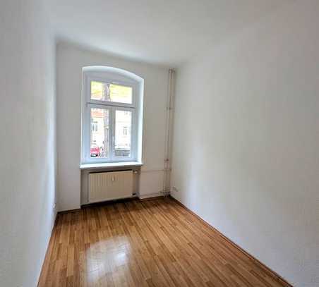 FREI AB SOFORT * 3 ZIMMER * WG-GEEIGNET * WANNENBAD * BALKON * RUHIGE LAGE