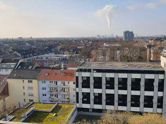 Top renovierte 3 Zimmerwohnung mit traumhaftem Ausblick, zentral in der Weststadt