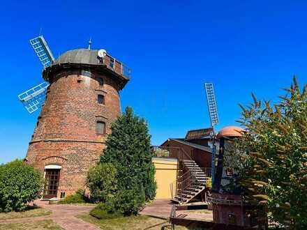 Ca. 10.500 m2 Grundstück! Die historische urig-idyllische Pension "Holländer Mühle"