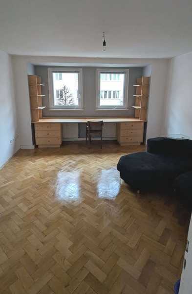 TOP Lage - Neuhausen St.Vinzenz - gut geschnittene 2,5 Zimmerwohnung mit Wohnküche + Loggia