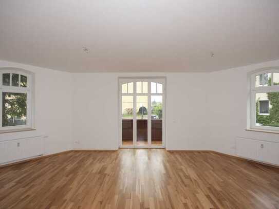 Exklusive 2-Raum-Wohnung mit Balkon und Einbauküche in 04249 Leipzig-Knautkleeberg