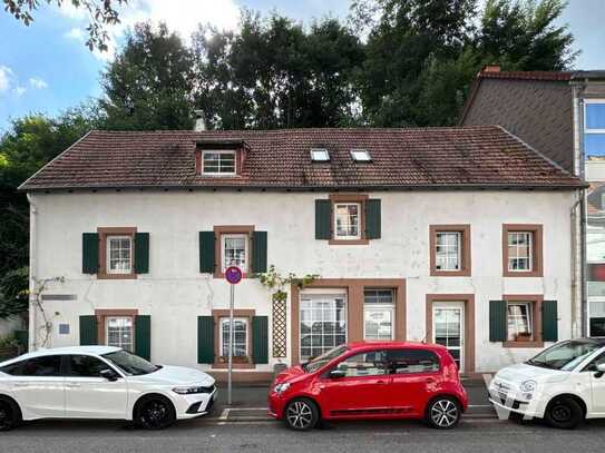 Historisches Bauernhaus in beliebter Lage von St. Arnual