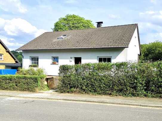 Einziehen & Wohlfühlen! Stilvolles Einfamilienhaus mit Top-Ausstattung in Blankenheim