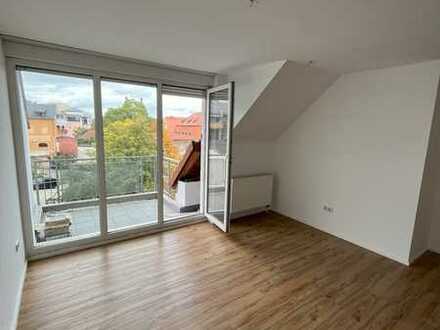 Invest in Steine!!! 2 Zimmer WE Stadtmitte mit Balkon zur Stadtmauer. TOP Lage