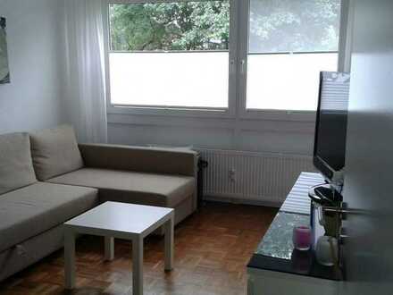 Möblierte stilvolle 1-Zimmer-Hochparterre-Wohnung in Krefeld (nur an Berufspendler zu vermieten)