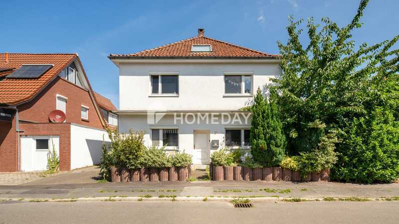 Bezugsfrei ab 01.07.26 – Zweifamilienhaus mit Gartenanteil & Terrasse