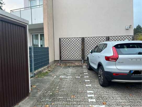 Motorrad Stellplatz auf der Falkenseer Chausse gesucht?