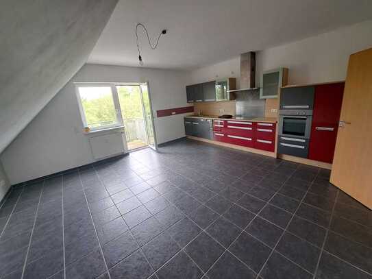 Freundliche 3-Zimmer-Maisonette-Wohnung mit Balkon und EBK in Iserlohn