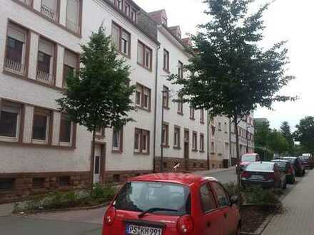 149.01 Schöne 2 ZKB Wohnung Schwanenstr.41 in Pirmasens