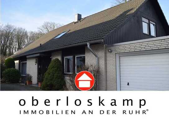 Freistehendes Einfamilienhaus mit schönem Garten u. Garage in ruhiger Lage am Raffelberg in Mülheim!