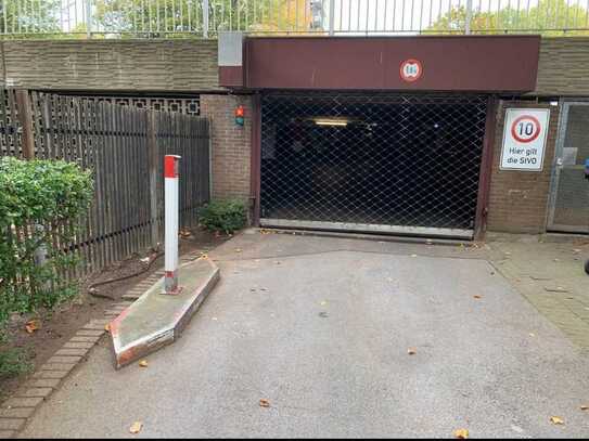 Tiefgaragenstellplatz zur Vermietung.