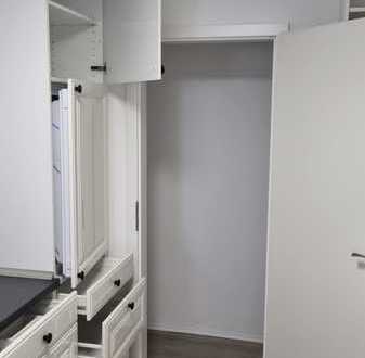 Stilvolle, vollständig renovierte 2-Zimmer-EG-Wohnung mit EBK in Ramberg