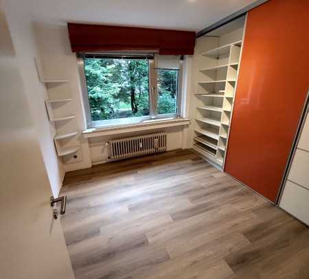 3-Raum-Wgh mit Balkon, Broicher Mitte