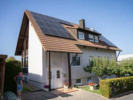 Liebevoll gepflegtes Zweifamilienhaus in Rosenberg